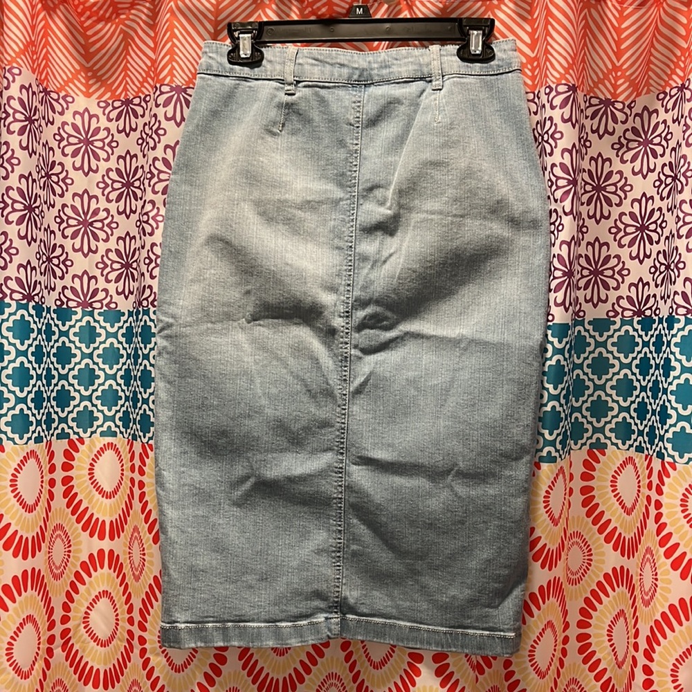 D.jeans size 4 midi jean skirt - Picture 2 of 7